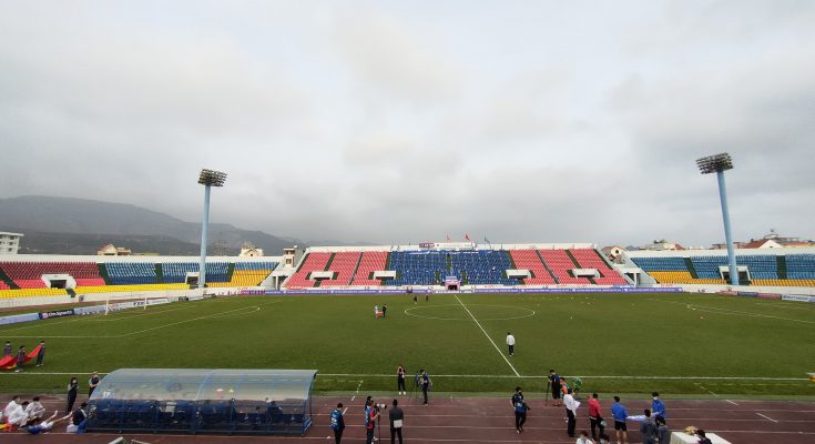 Cẩm Phả Stadium